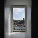 River View 2 Bed