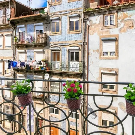 Apartament River View 2 Bed