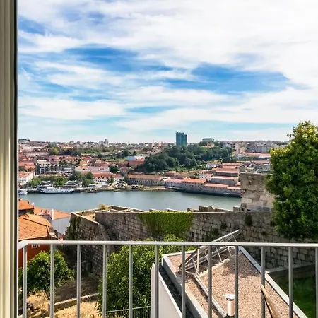 Apartment Dream On - River View 2 Bedroom *