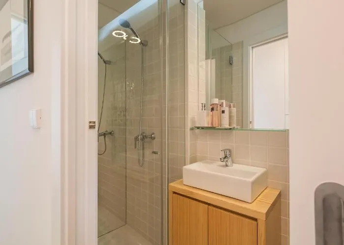 River View 2 Bed 公寓